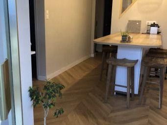 
                                                Colocation
                                                 5 chambres dans grande maison avec jardin