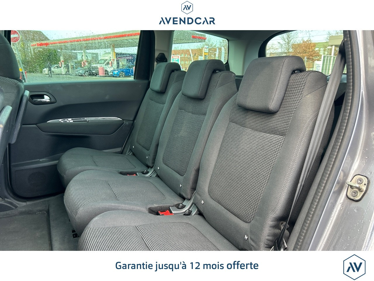 
                                                Voiture
                                                 5008 GENERATION-I 1.6 BLUEHDI 120 STYLE