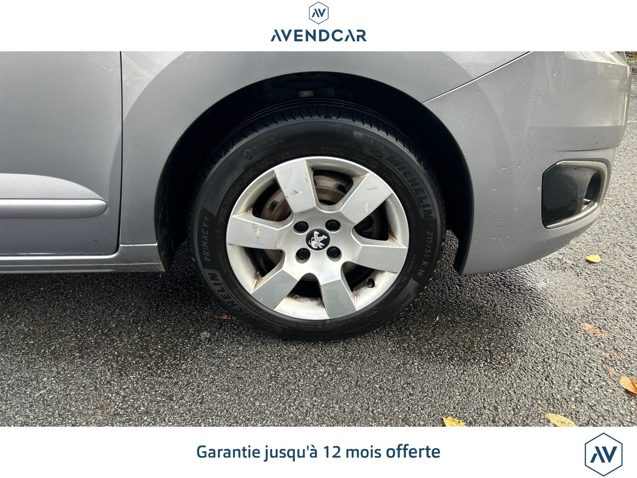 
                                                Voiture
                                                 5008 GENERATION-I 1.6 BLUEHDI 120 STYLE