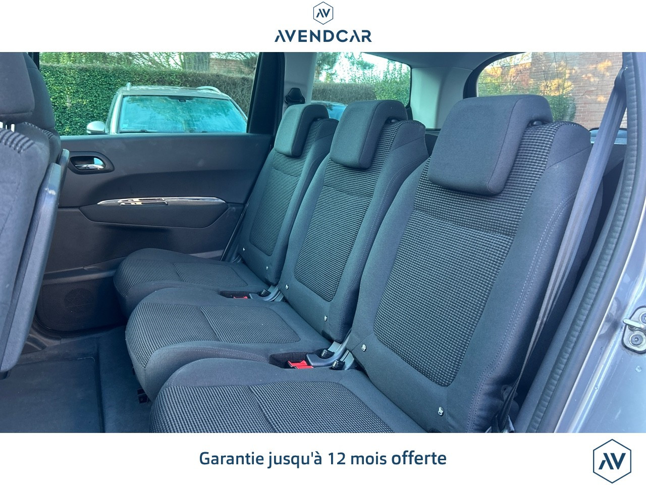 
                                                Voiture
                                                 5008 GENERATION-I 1.6 BLUEHDI 120 STYLE