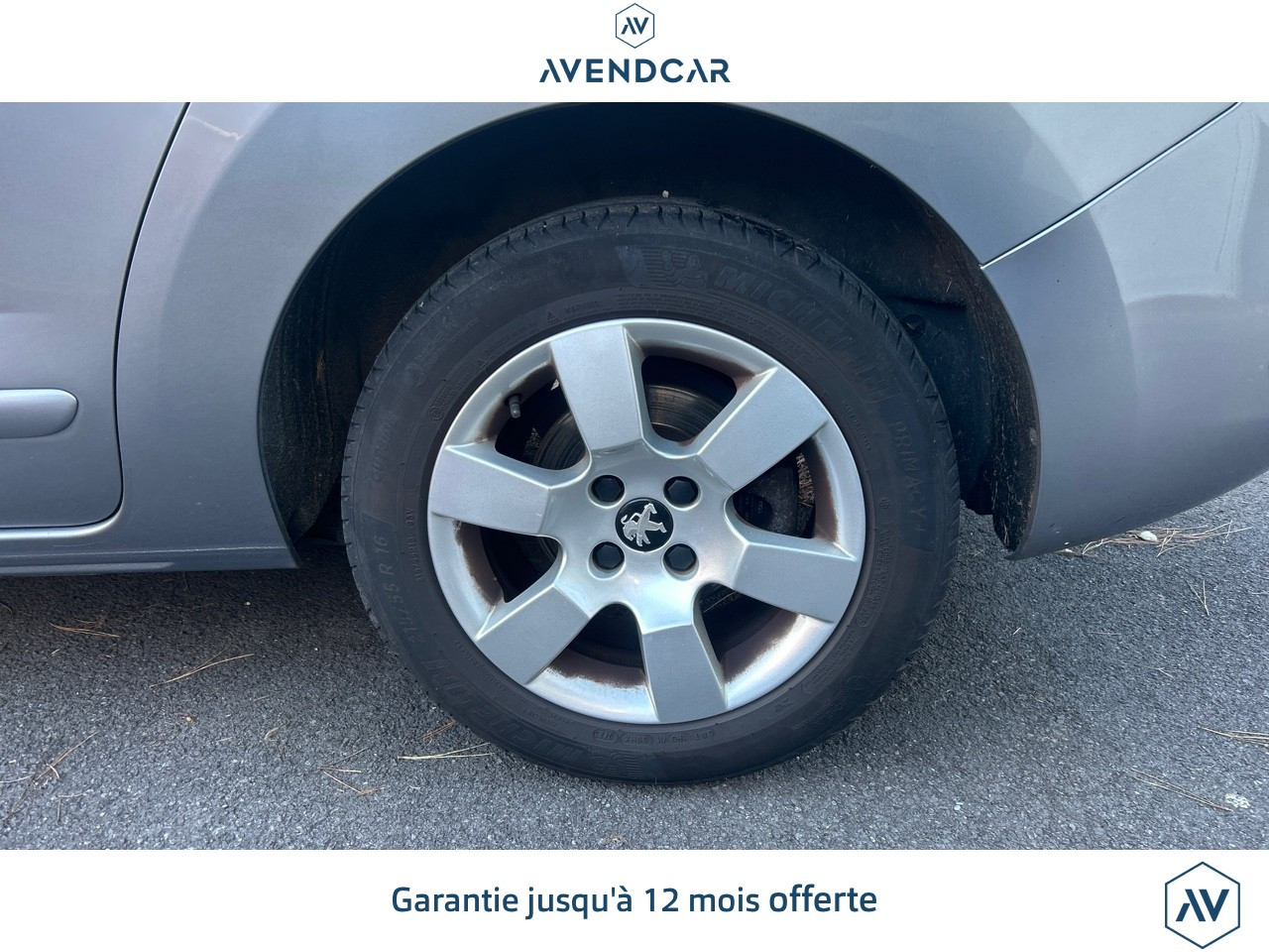 
                                                Voiture
                                                 5008 GENERATION-I 1.6 BLUEHDI 120 STYLE