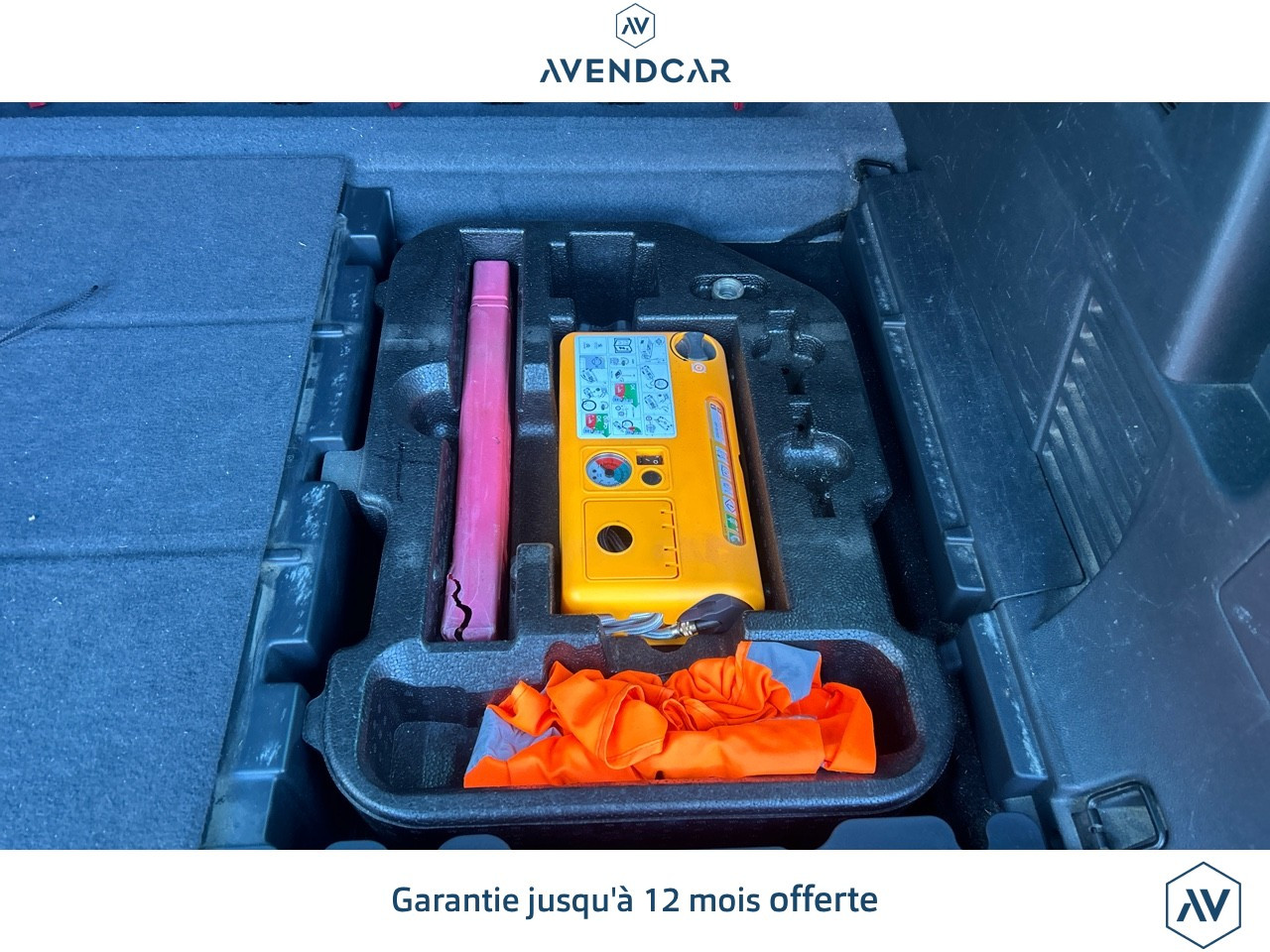 
                                                Voiture
                                                 5008 GENERATION-I 1.6 BLUEHDI 120 STYLE