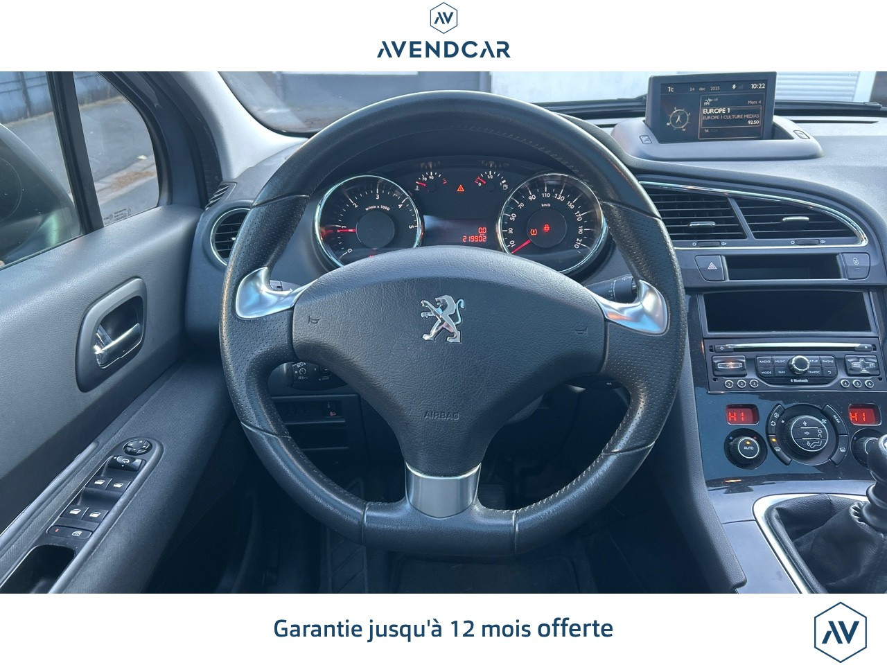 
                                                Voiture
                                                 5008 GENERATION-I 1.6 BLUEHDI 120 STYLE