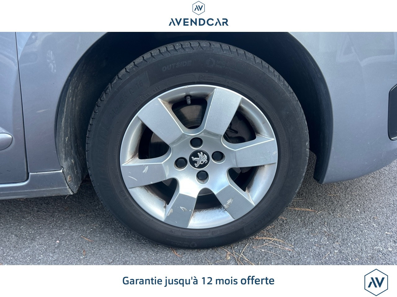 
                                                Voiture
                                                 5008 GENERATION-I 1.6 BLUEHDI 120 STYLE