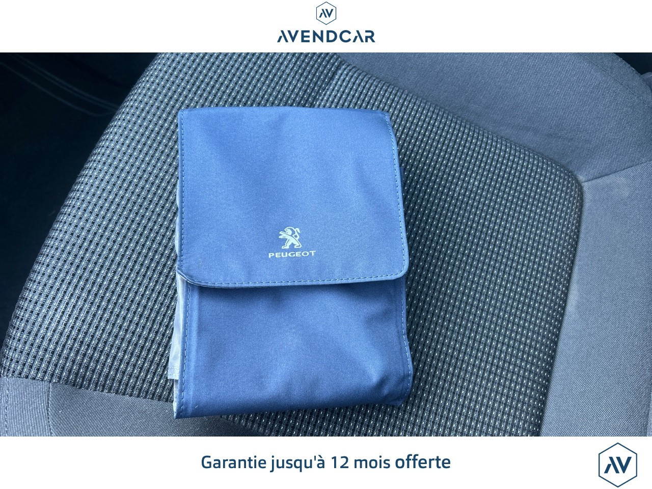 
                                                Voiture
                                                 5008 GENERATION-I 1.6 BLUEHDI 120 STYLE