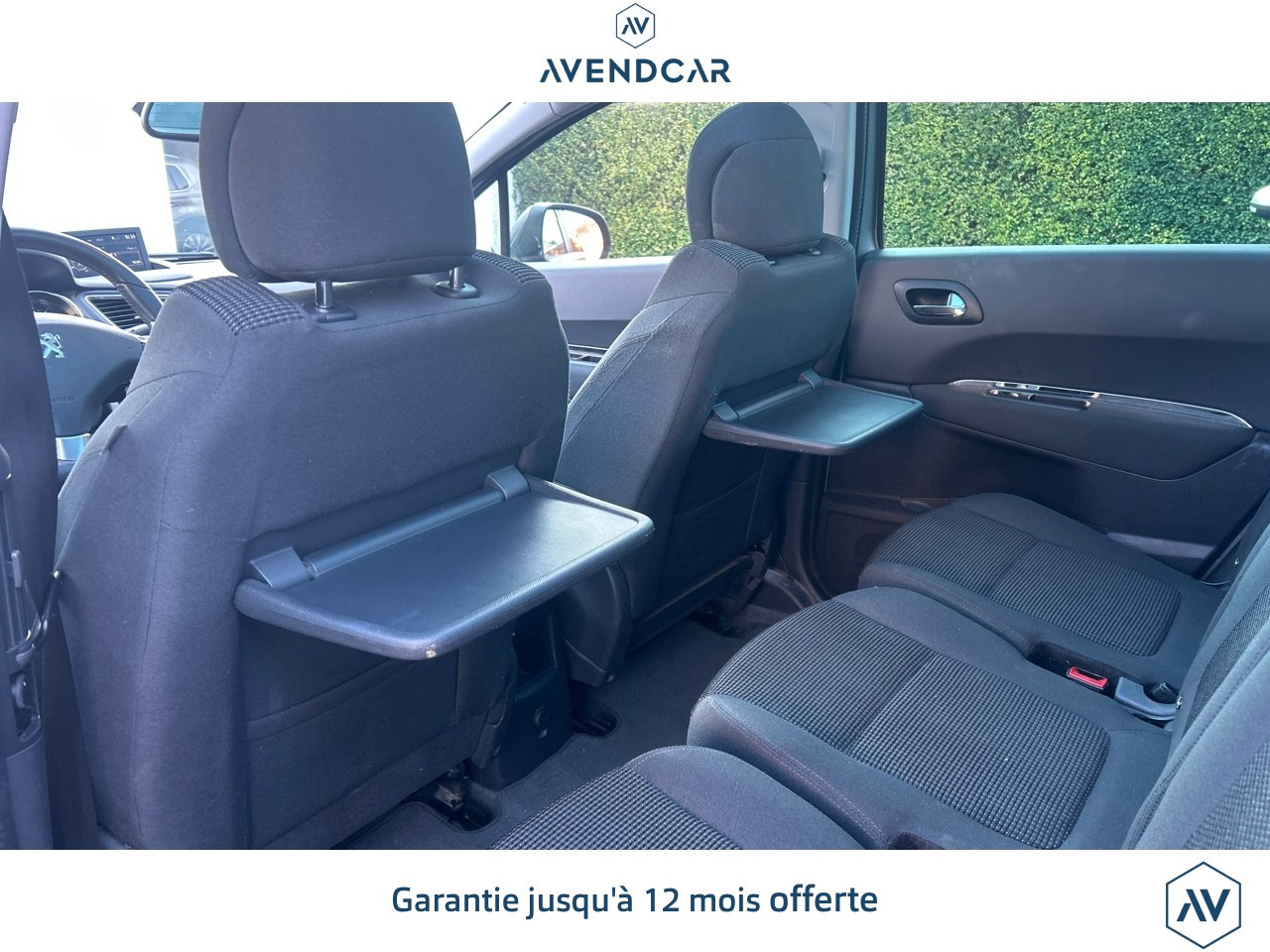 
                                                Voiture
                                                 5008 GENERATION-I 1.6 BLUEHDI 120 STYLE