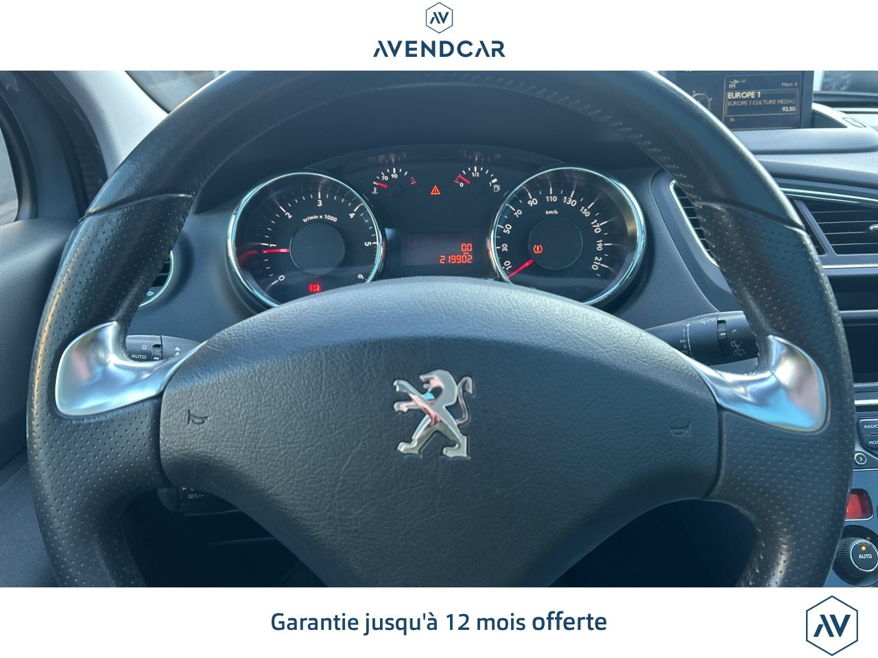 
                                                Voiture
                                                 5008 GENERATION-I 1.6 BLUEHDI 120 STYLE