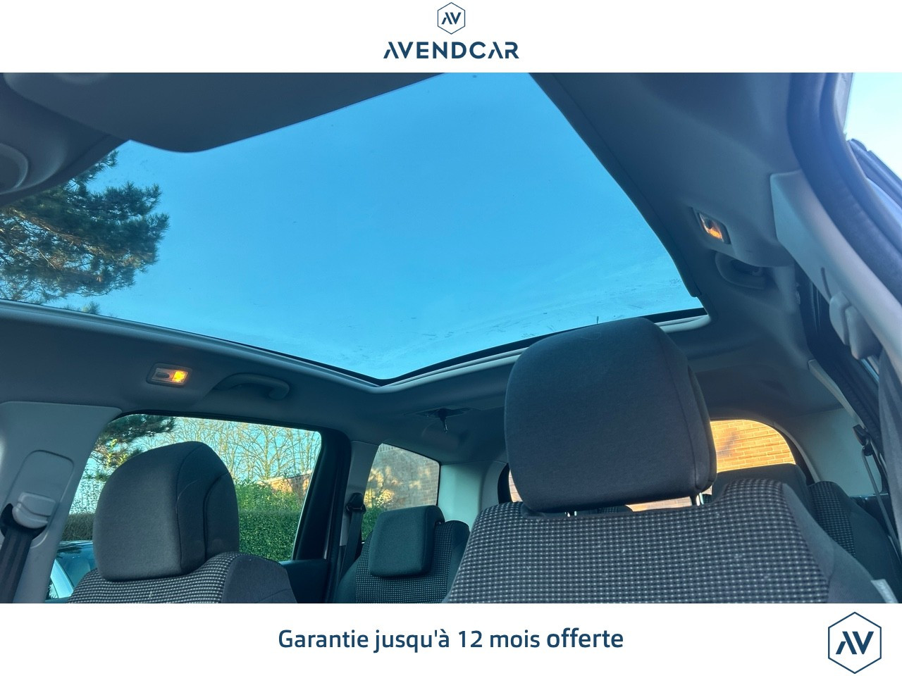 
                                                Voiture
                                                 5008 GENERATION-I 1.6 BLUEHDI 120 STYLE