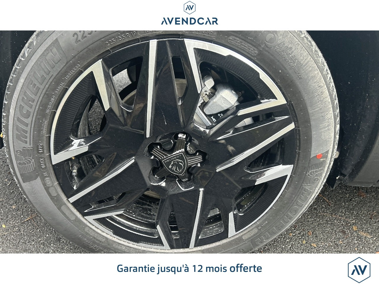 
                                                Voiture
                                                 5008 GT HYBRID 145