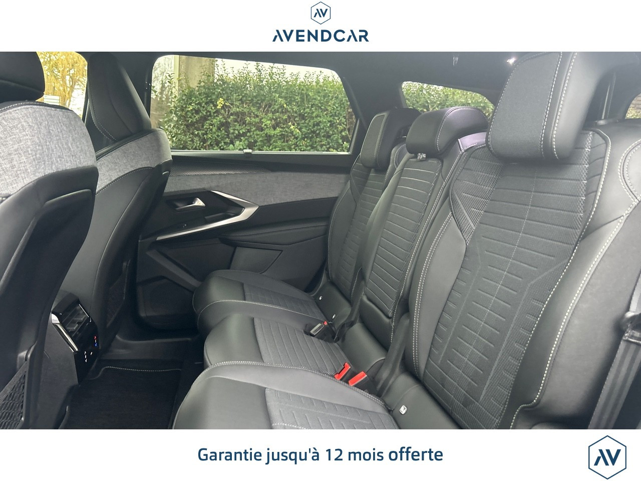 
                                                Voiture
                                                 5008 GT HYBRID 145