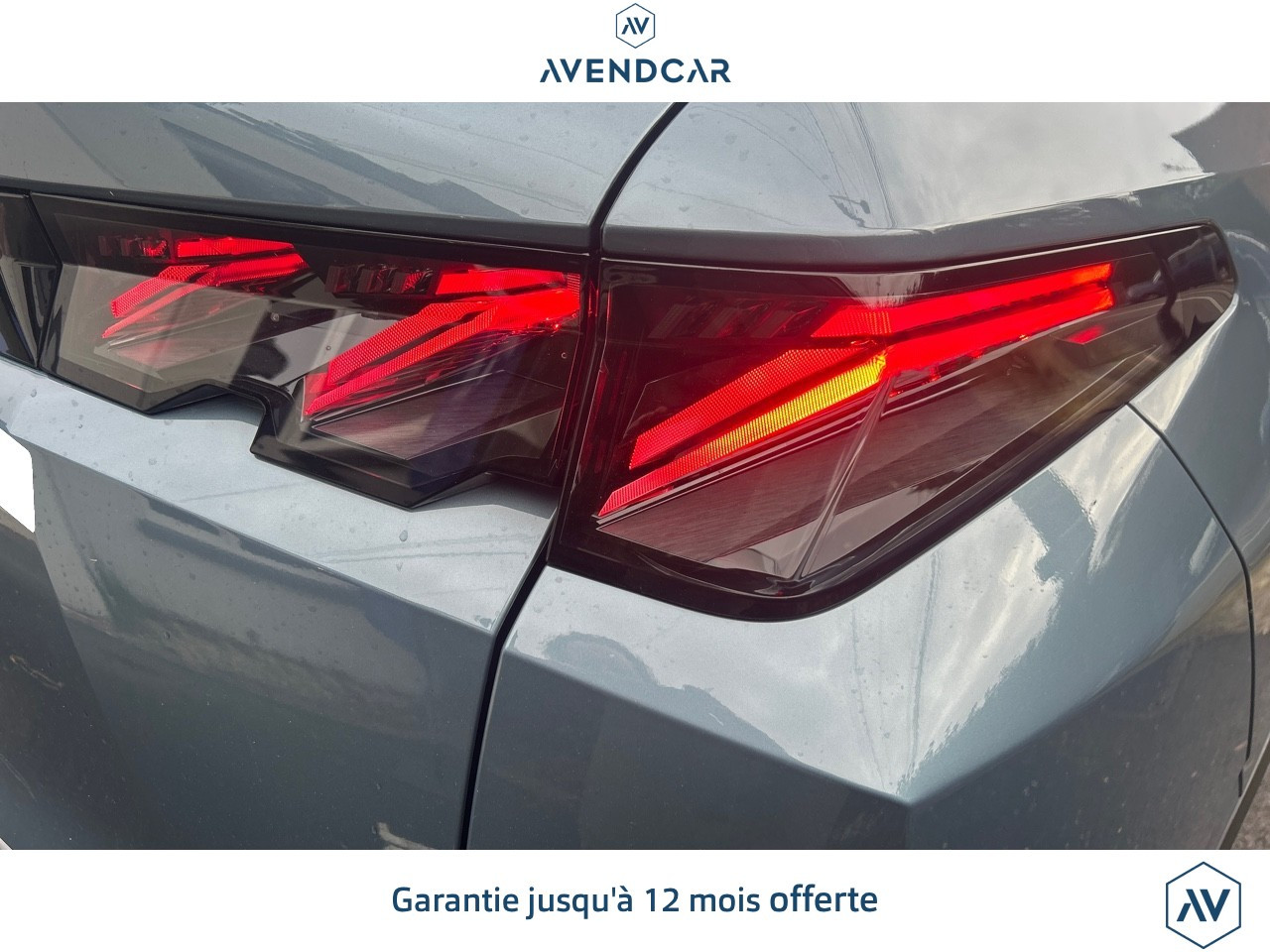 
                                                Voiture
                                                 5008 GT HYBRID 145