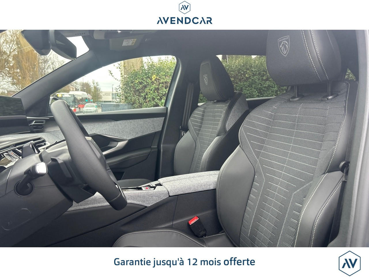 
                                                Voiture
                                                 5008 GT HYBRID 145