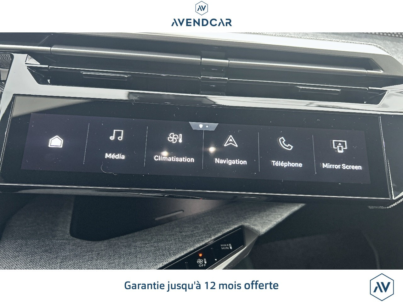 
                                                Voiture
                                                 5008 GT HYBRID 145