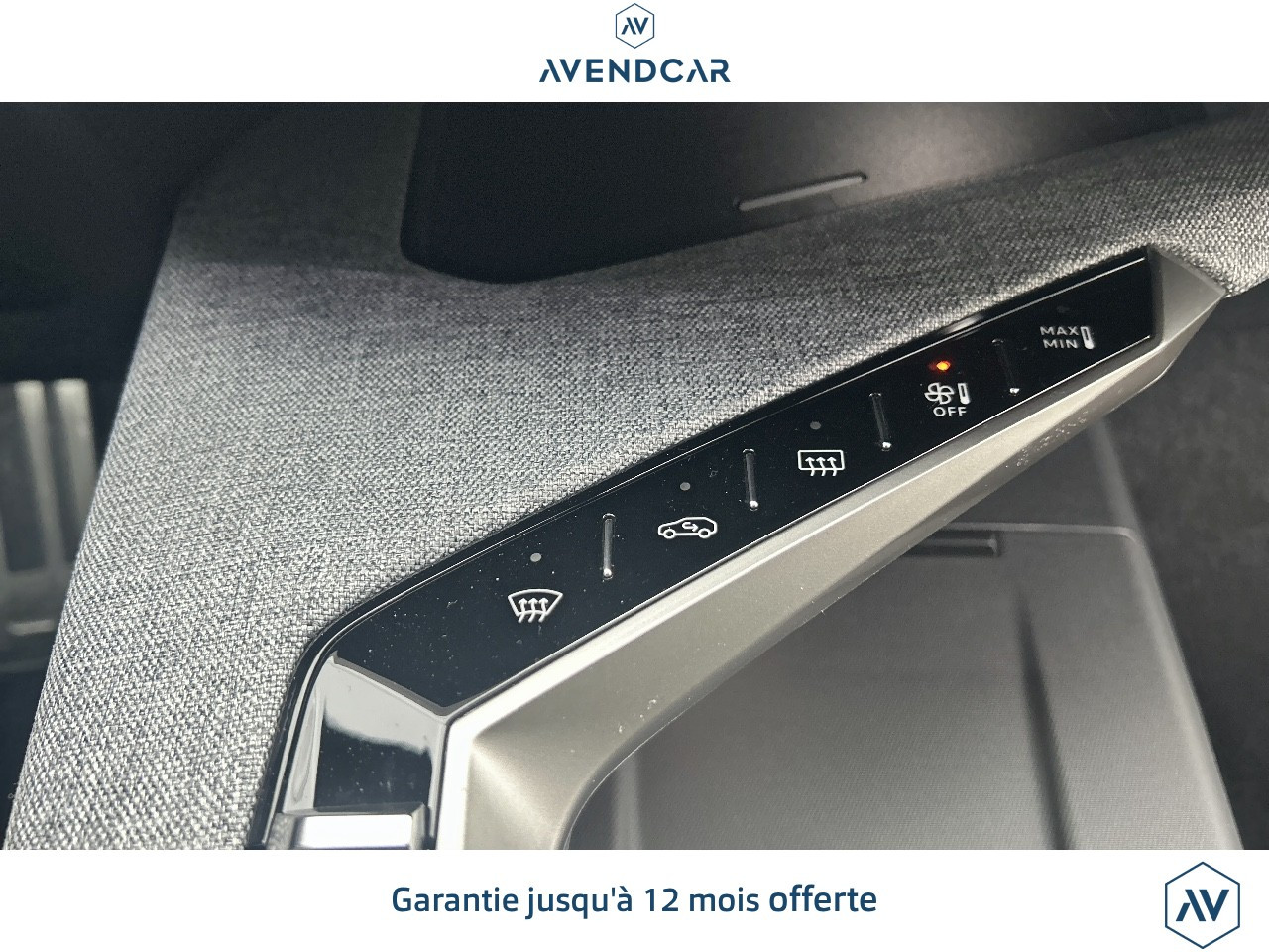 
                                                Voiture
                                                 5008 GT HYBRID 145