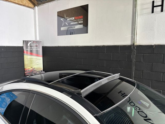
                                                Voiture
                                                 6.3 C63 V8 AMG Edition 125 Coupe 2dr Petrol SpdS MCT Euro 5 (457 ps)