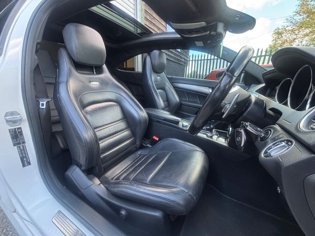 
                                                Voiture
                                                 6.3 C63 V8 AMG Edition 125 Coupe 2dr Petrol SpdS MCT Euro 5 (457 ps)