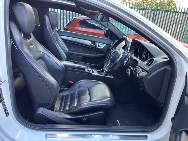 
                                                Voiture
                                                 6.3 C63 V8 AMG Edition 125 Coupe 2dr Petrol SpdS MCT Euro 5 (457 ps)