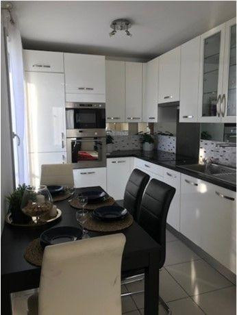 
                                                Location
                                                 62m² rooftop ac jacuzzi  vue imprenable LYON