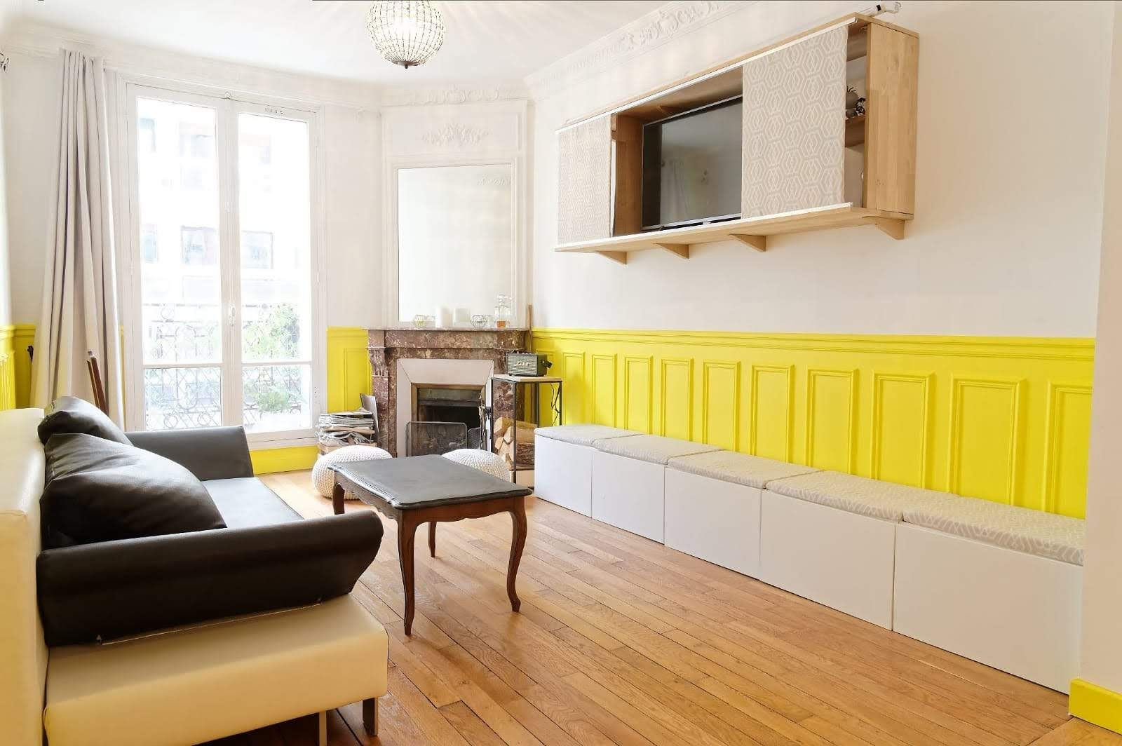 
                                                Location
                                                 67m charming apartment in Montmartre Area (2 bedrooms & Living room) (loyer tout inclus)
