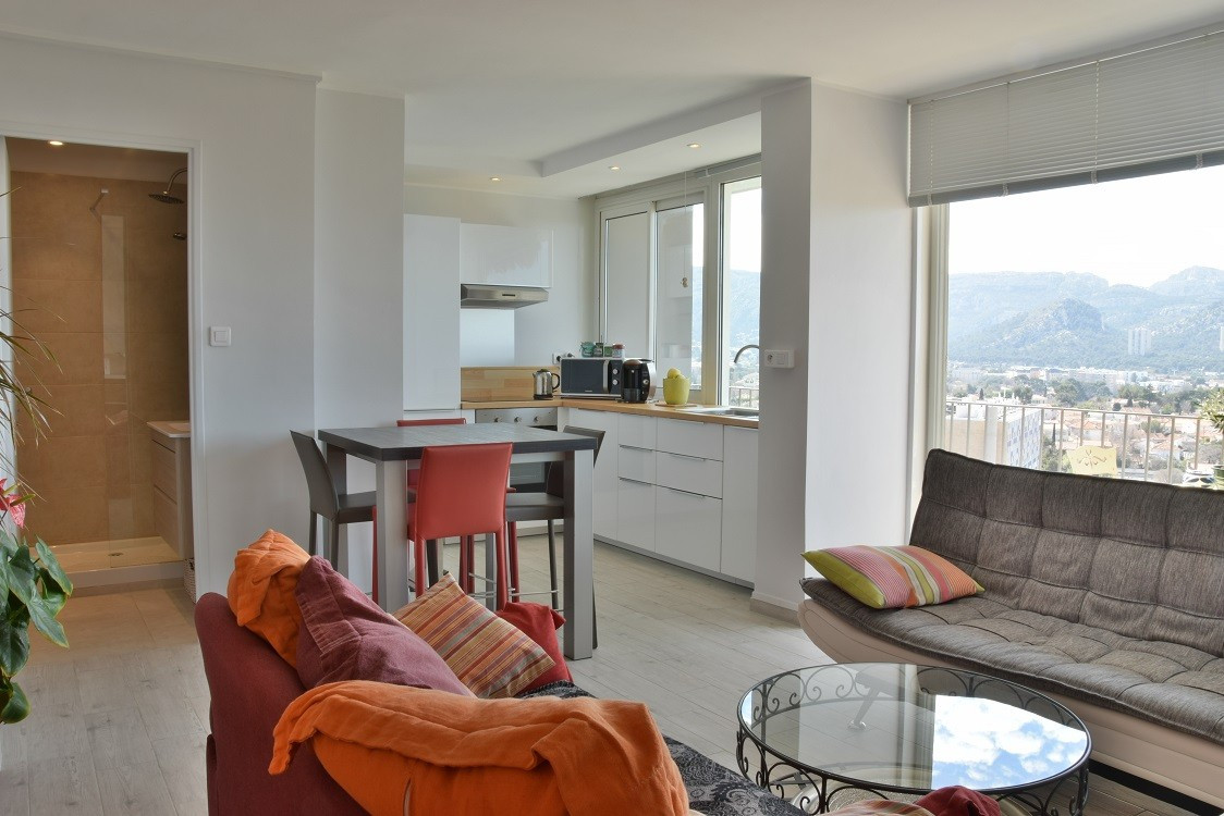 
                                                Location
                                                 7 MOIS MAX - T2 meuble Valmante Moderne