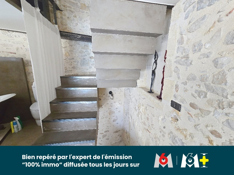 
                                                Vente
                                                 7 pièces 243 m² Maison de village de charme - Roquemaure 30150