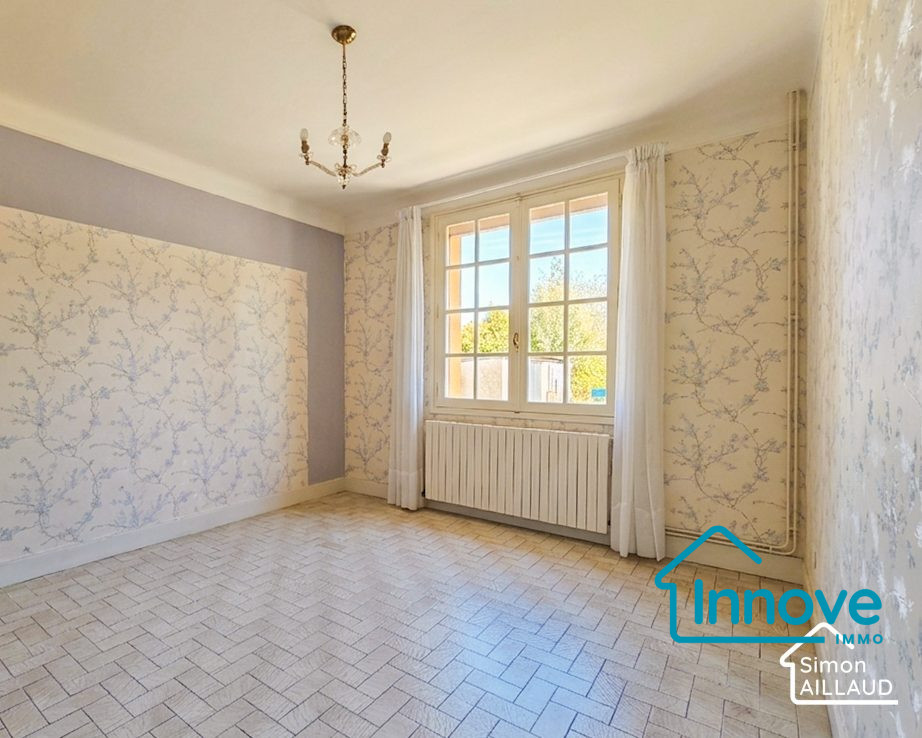 
                                                Vente
                                                 🏡 80 m² aujourd'hui, 160 m² demain — maison à projet sur