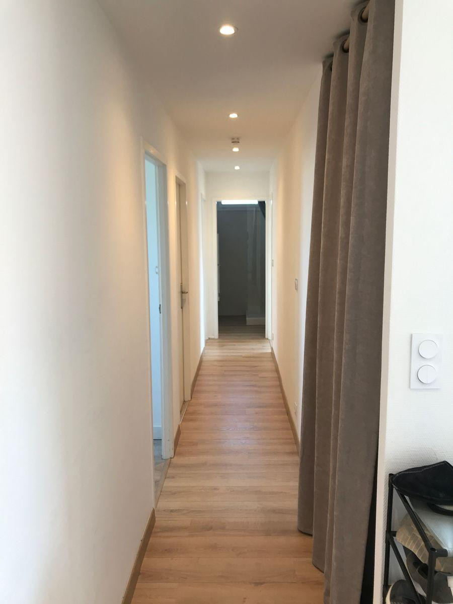 
                                                Location
                                                 85m2 gayeulles en coloc étudiant/jeune actif
