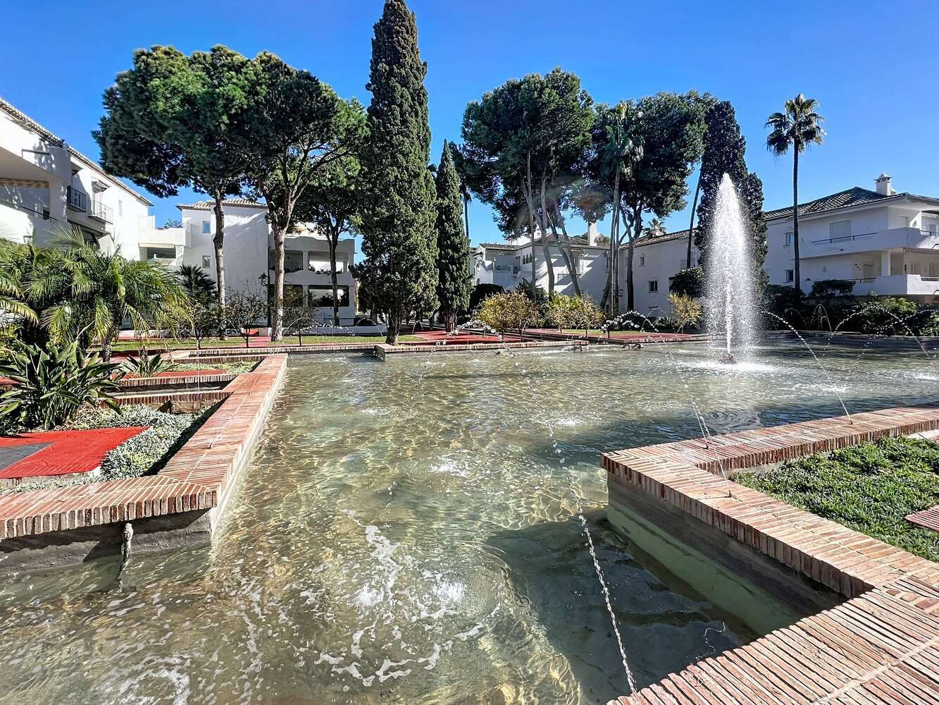 
                                                Vente
                                                 A 100 mètres de la mer, Beau Penthouse