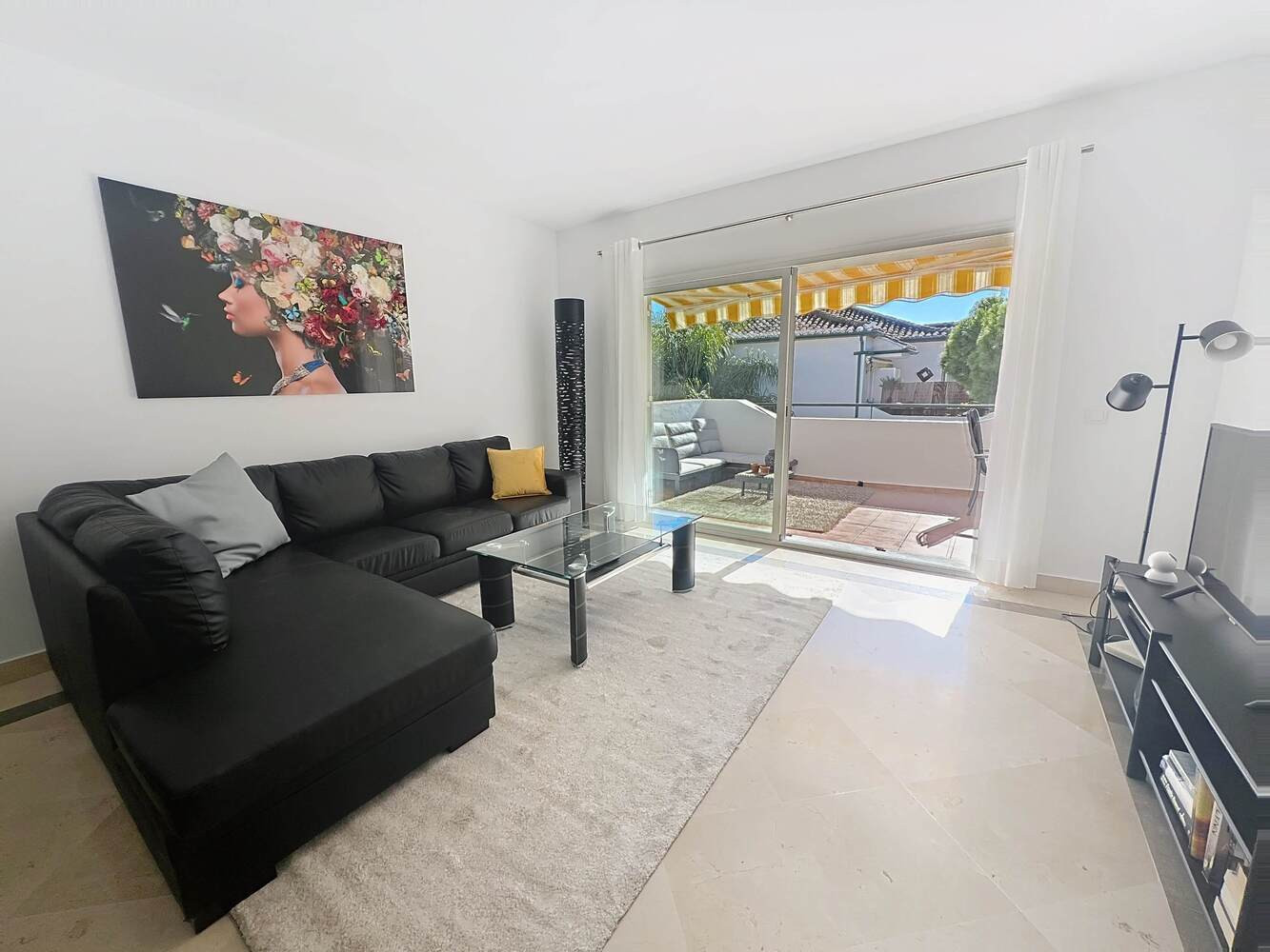
                                                Vente
                                                 A 100 mètres de la mer, Beau Penthouse