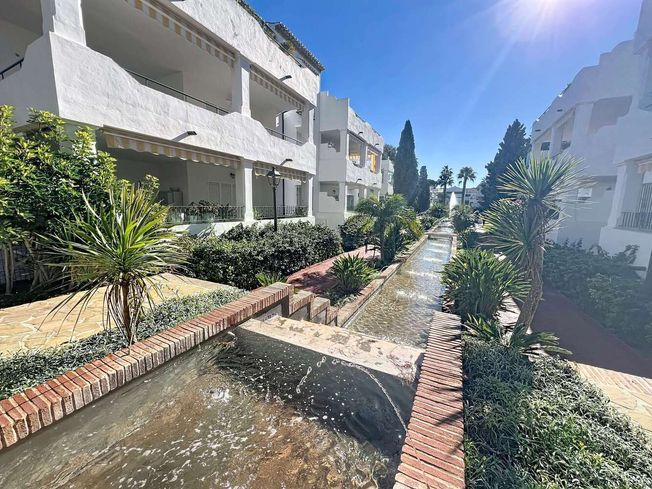 
                                                Vente
                                                 A 100 mètres de la mer, Beau Penthouse