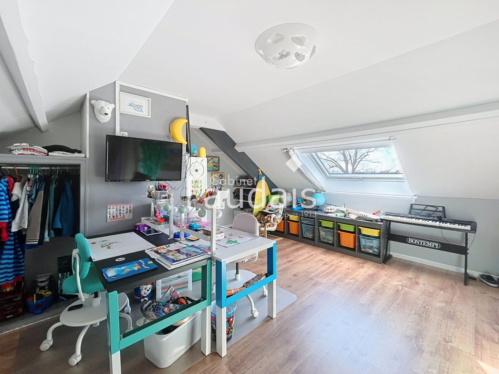 
                                                Vente
                                                 A 5MN DE SAINT-LO- MAISON AVEC TRAVAUX RECENTS