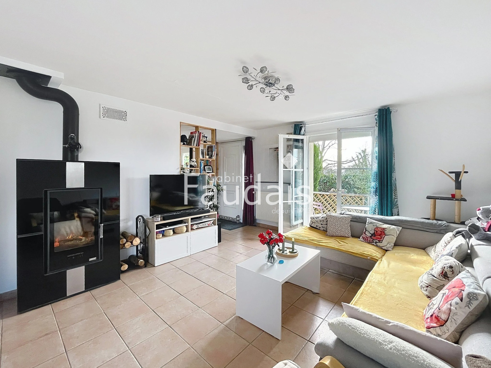 
                                                Vente
                                                 A 5MN DE SAINT-LO- MAISON AVEC TRAVAUX RECENTS