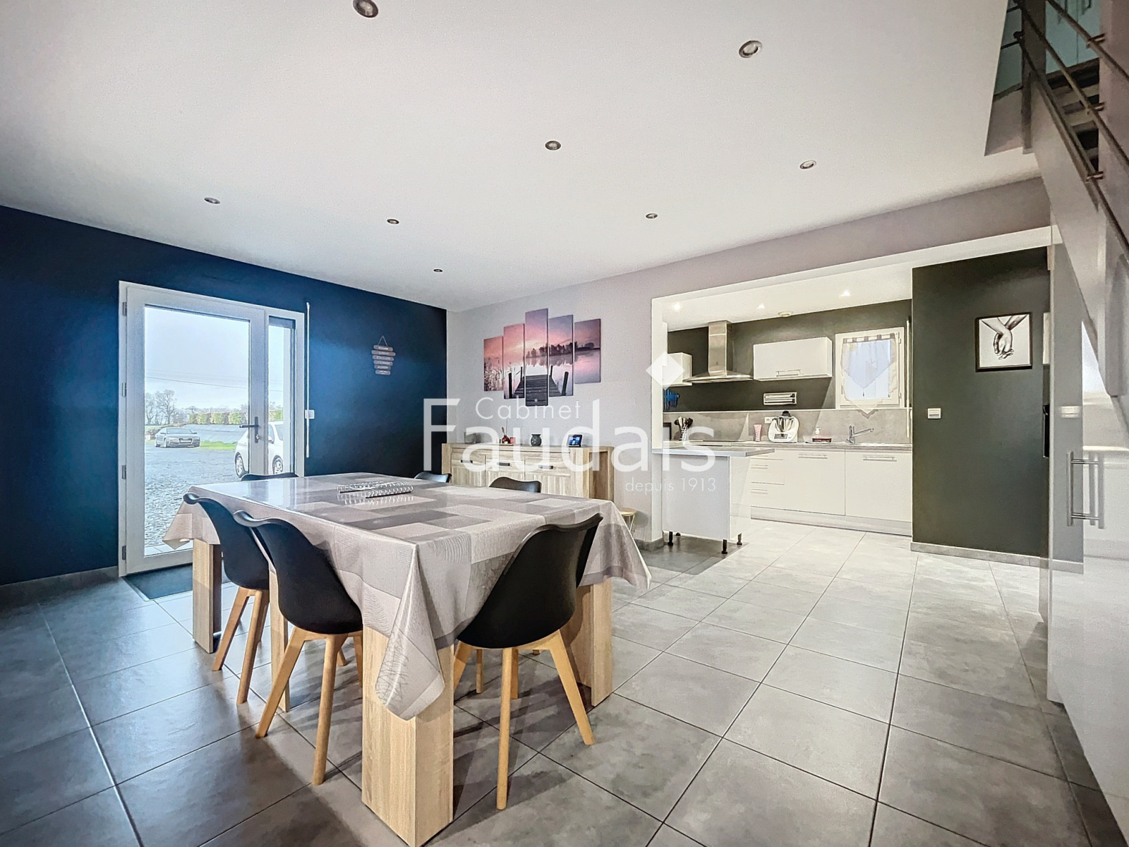 
                                                Vente
                                                 A 7 KM DE SAINT-LO- MAISON EN PARFAIT ETAT