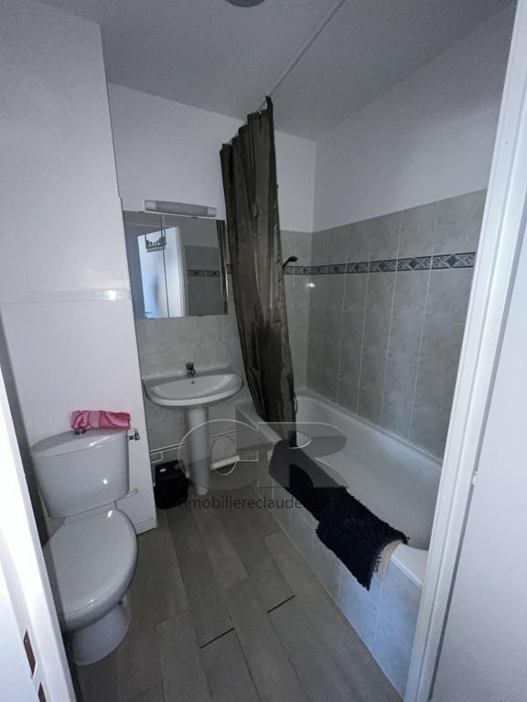 
                                                Location
                                                 A LOUER 1 PIECE MEUBLE