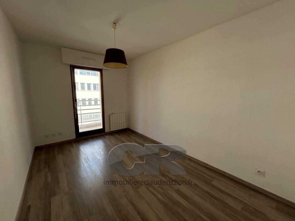 
                                                Location
                                                 A LOUER 2 PIECES CENTRE VILLE