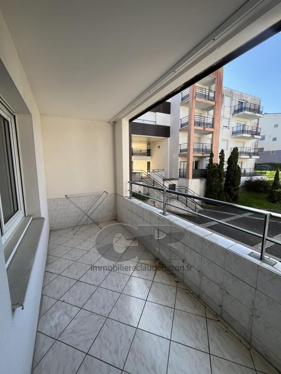 
                                                Location
                                                 A LOUER 3 PIECES