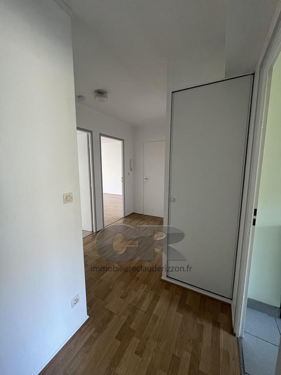 
                                                Location
                                                 A LOUER 3 PIECES