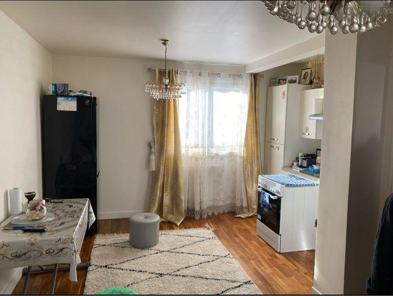 
                                                Location
                                                 A louer appartement 2 pieces / f2