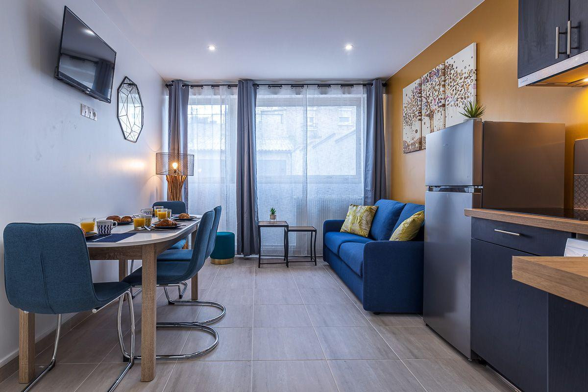 
                                                Location
                                                 À louer Appartement meublé 2 pièces Gentilly