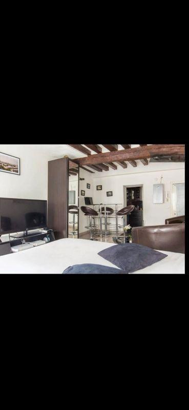 
                                                Location
                                                 A louer appartement meublé cœur de Paris