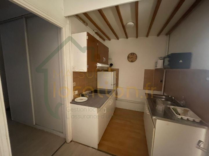 
                                                Location
                                                 À louer - Appartement meublé de  24 m²