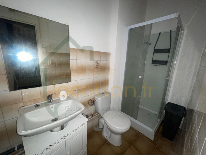 
                                                Location
                                                 À louer - Appartement meublé de  24 m²