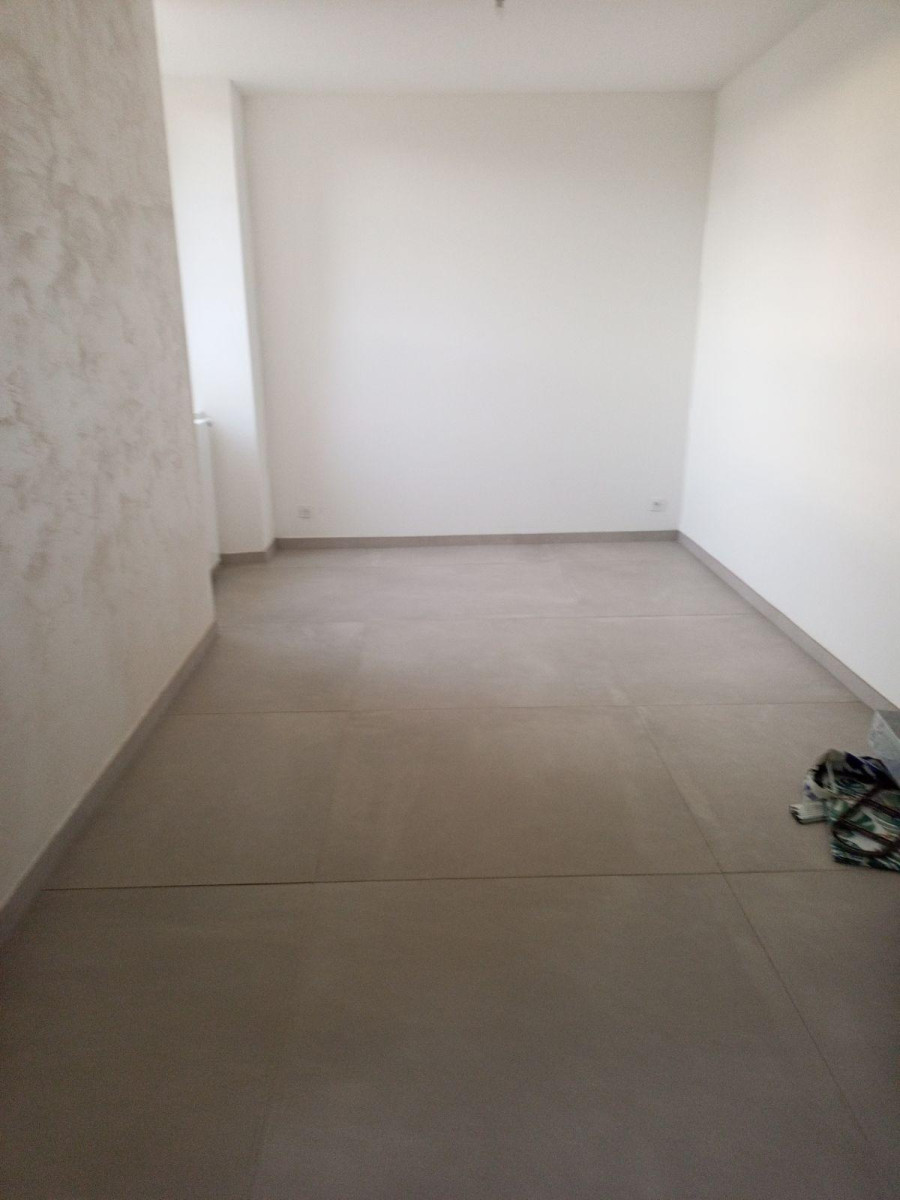 
                                                Location
                                                 A louer appartement T2 de qualité