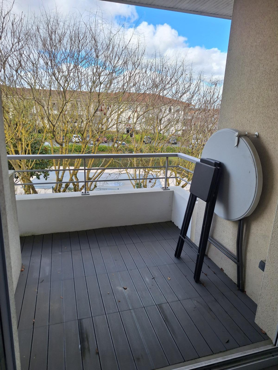 
                                                Location
                                                 A louer appartement T2 meublé