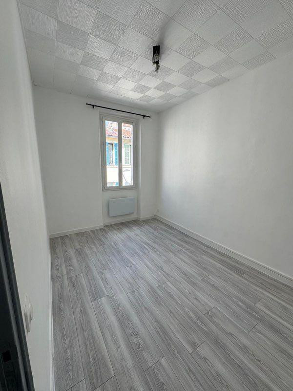 
                                                Location
                                                 À louer – Appartement T2/T3 rénové – Marseille 5e