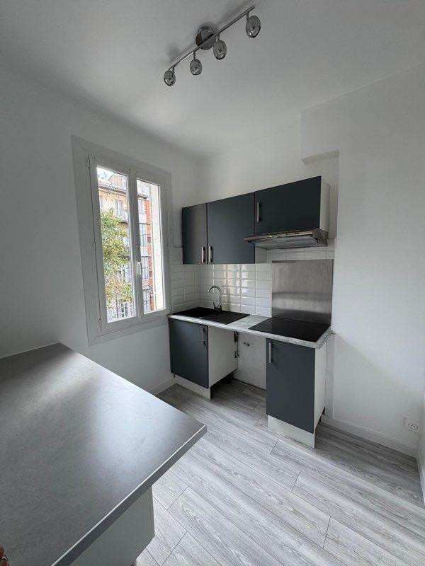 
                                                Location
                                                 À louer – Appartement T2/T3 rénové – Marseille 5e