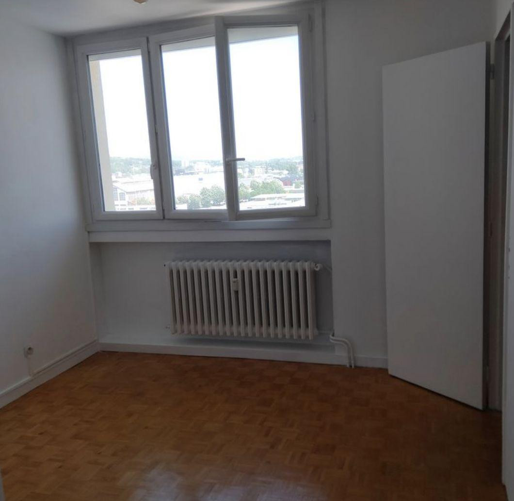 
                                                Location
                                                 A louer appartement T3 quartier, Bel Air