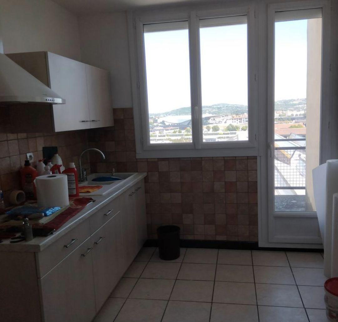 
                                                Location
                                                 A louer appartement T3 quartier, Bel Air