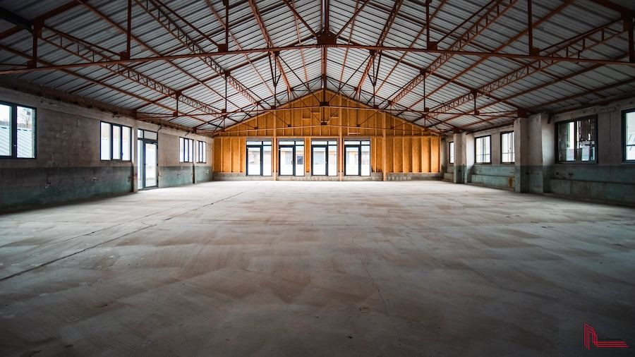 
                                                Location
                                                 À louer – Ateliers de 20 à 40 m² pour ébénistes et artisans du bois à Lavelanet – Ariège (09)