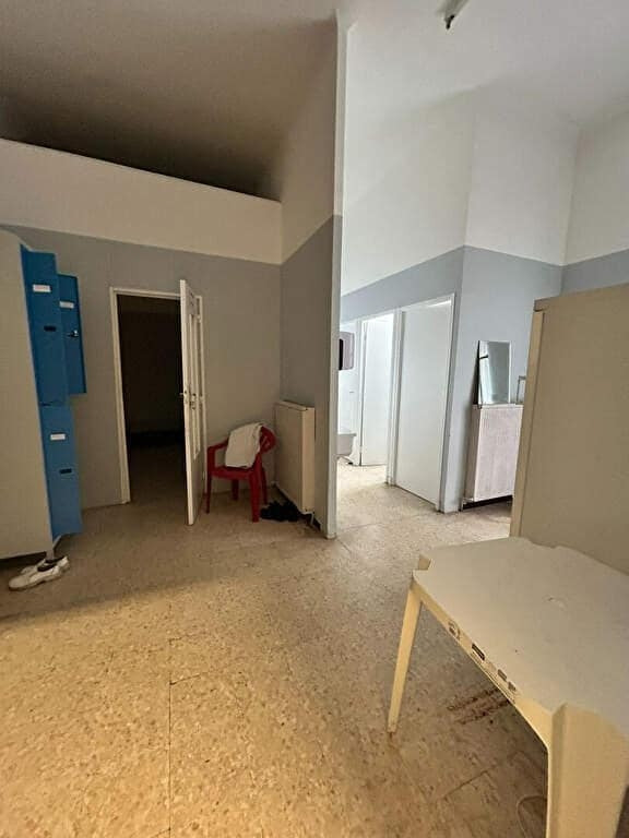 
                                                Location
                                                 À Louer – Bâtiment Agroalimentaire de 2 450 m² à L'Isle-sur-la-Sorgue –  Vaucluse (84)